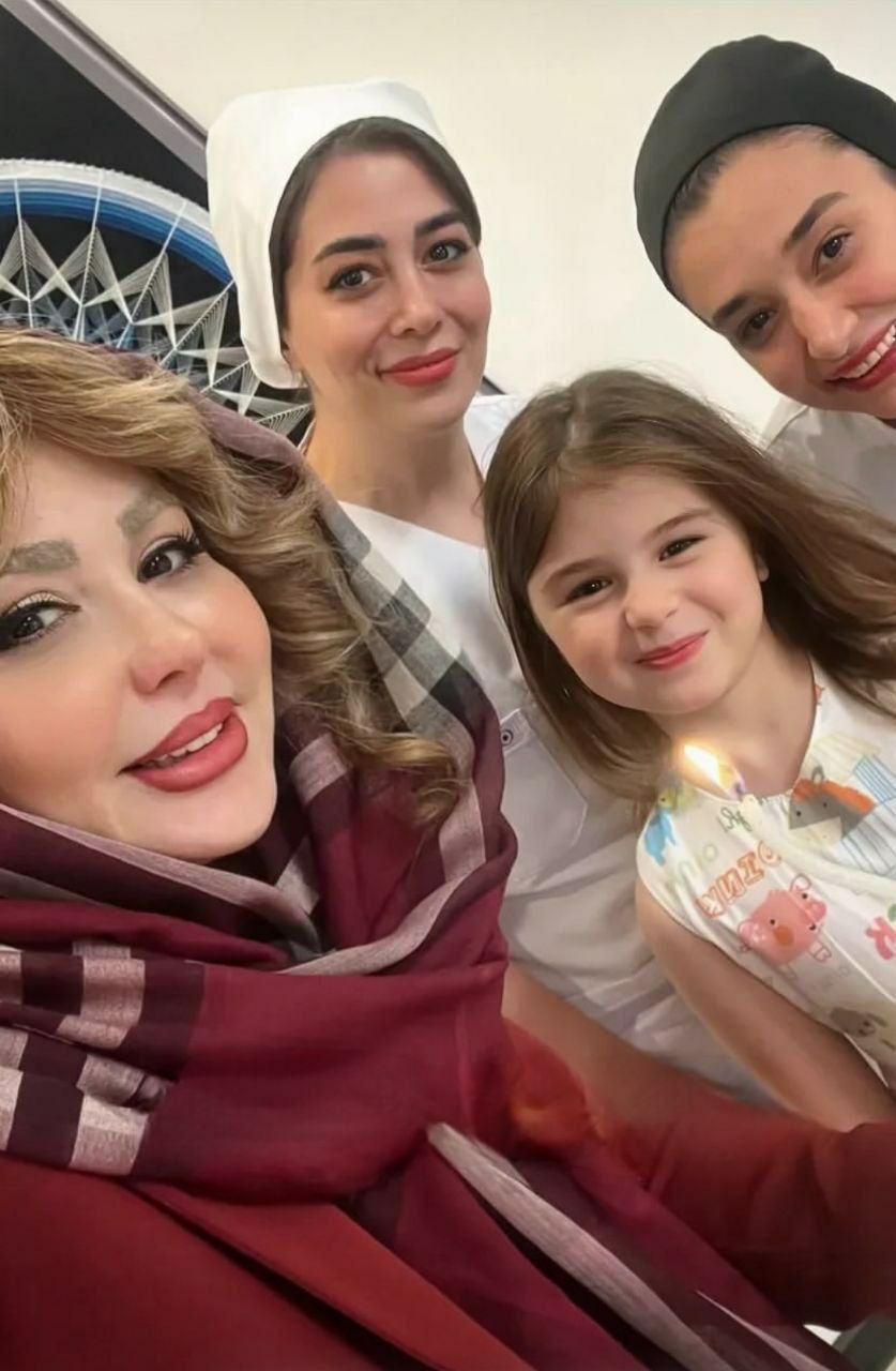 نیوشا ضیغمی