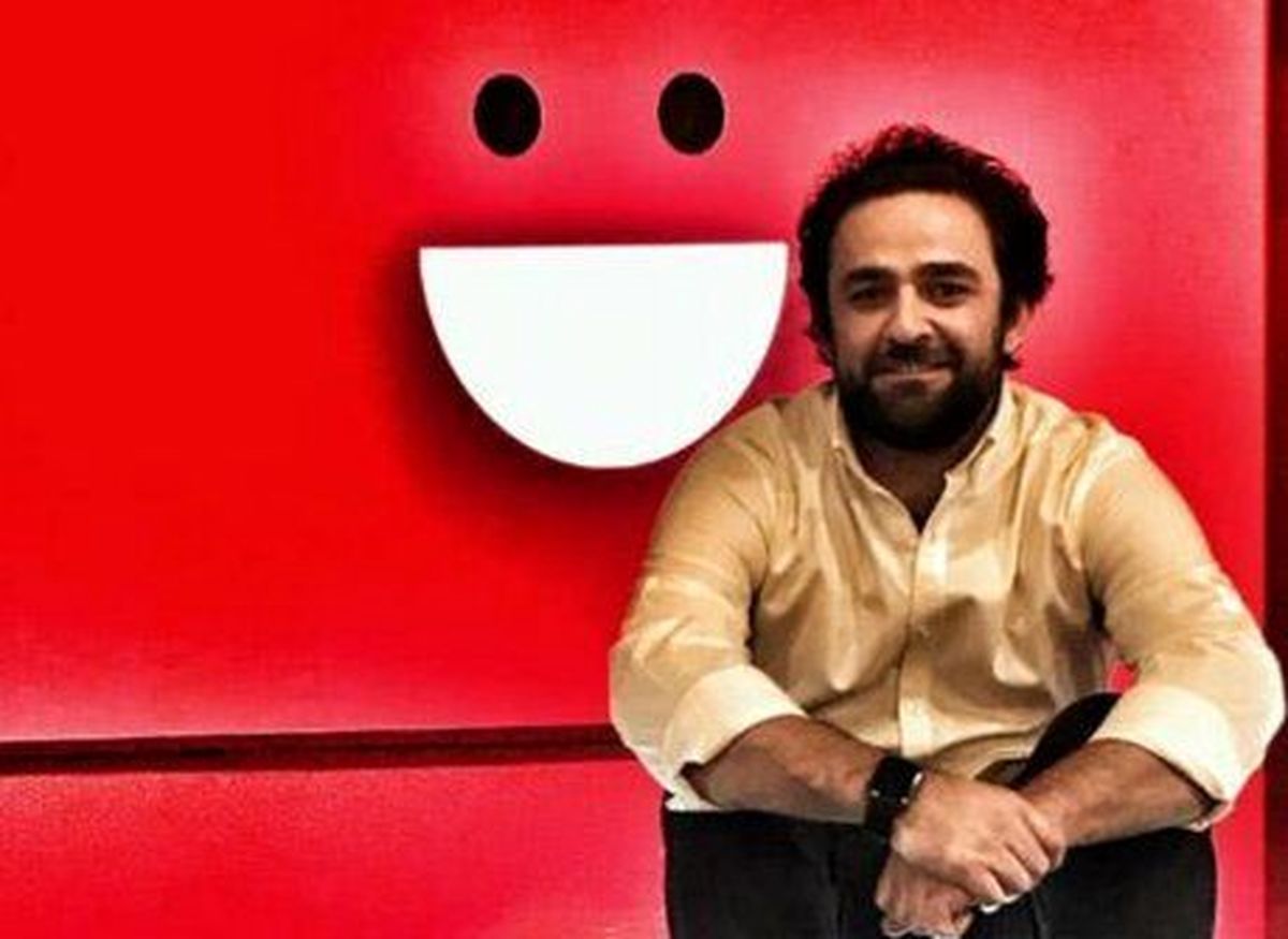 اشک آقای بازیگر در برنامه زنده